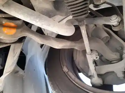 Second-hand car spare part Front Right Lower Suspension Arm for BMW 3 (E90) 318 I OEM IAM references   