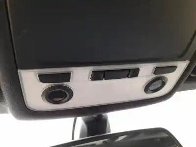 Second-hand car spare part Interior Light for BMW 3 (E90) 325 I OEM IAM references 61319225477  