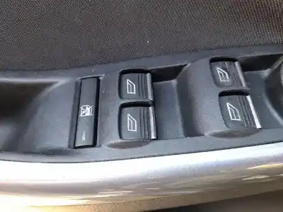 Peça sobressalente para automóvel em segunda mão botão / interruptor elevador vidro dianteiro esquerdo por ford focus iii 1.6 ecoboost referências oem iam 2033890  