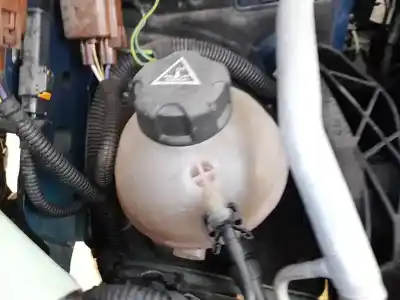 Pièce détachée automobile d'occasion Vase D'expansion De Liquide De Refroidissement pour CITROEN C5 AIRCROSS (A_) 1.2 PURETECH 130 (ARHNSJ) Références OEM IAM 9678125880  