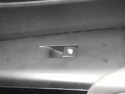 Автозапчастина б/у передній правий віконний вимикач для citroen c5 aircross (a_) 1.2 puretech 130 (arhnsj) посилання на oem iam 98044803zd