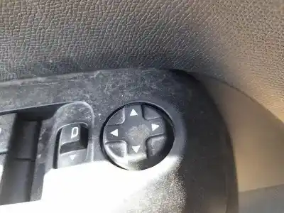 Peça sobressalente para automóvel em segunda mão botão / interruptor elevador vidro dianteiro esquerdo por citroen c5 aircross (a_) 1.2 puretech 130 (arhnsj) referências oem iam 96788281zd  