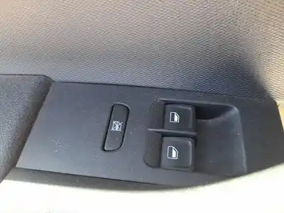 Pezzo di ricambio per auto di seconda mano Interruttore Alzacristalli Anteriore Sinistro per SKODA RAPID (NH3, NK3, NK6) 1.2 TSI Riferimenti OEM IAM 5JB959858BWHS   Pezzo di ricambio per auto di seconda mano Interruttore Alzacristalli Anteriore Sinistro per SKODA RAPID (NH3, NK3, NK6) 1.2 TSI Riferimenti OEM IAM 5JB959858BWHS