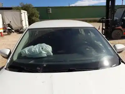 Pezzo di ricambio per auto di seconda mano Parabrezza per SKODA RAPID (NH3, NK3, NK6) 1.2 TSI Riferimenti OEM IAM 5JA845011QNVB   Pezzo di ricambio per auto di seconda mano Parabrezza per SKODA RAPID (NH3, NK3, NK6) 1.2 TSI Riferimenti OEM IAM 5JA845011QNVB