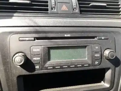 Second-hand car spare part audio system / radio cd for skoda rapid (nh3, nk3, nk6) 1.2 tsi oem iam references 5j0035152b Second-hand car spare part audio system / radio cd for skoda rapid (nh3, nk3, nk6) 1.2 tsi oem iam references 5j0035152b