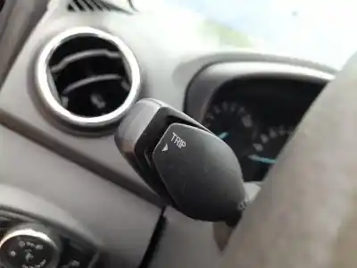 Автозапчастина б/у КОМАНДА ЧИСТИТИ для FORD KA+ III (UK, FK)  Посилання на OEM IAM 2062012  2062012 LUCES     2062016 LIMPIA