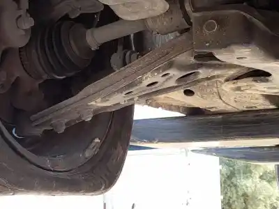 Second-hand car spare part front right lower suspension arm for daewoo kalos (klas) 1.4 oem iam references 96870466