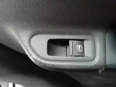 Peça sobressalente para automóvel em segunda mão botão / interruptor elevador vidro traseiro direito por volkswagen golf vi (5k1) 2.0 tdi referências oem iam 7l6959855b