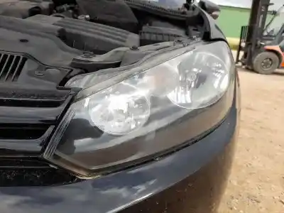 Peça sobressalente para automóvel em segunda mão farol / farolim esquerdo por volkswagen golf vi (5k1) 1.6 tdi referências oem iam 5k1941005s