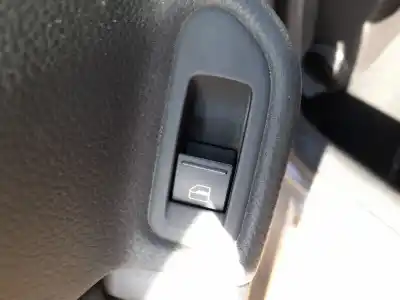 Peça sobressalente para automóvel em segunda mão botão / interruptor elevador vidro traseiro esquerdo por volkswagen golf vi (5k1) 1.6 tdi referências oem iam 7l6959855c