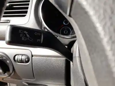 Peça sobressalente para automóvel em segunda mão comutador de limpa vidros por volkswagen golf vi (5k1) 1.6 tdi referências oem iam 1k0953513e