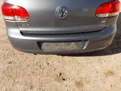 Peça sobressalente para automóvel em segunda mão para choques traseiro por volkswagen golf vi (5k1) 1.6 tdi referências oem iam 5k6807421