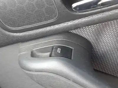 Автозапчастина б/у передній правий віконний вимикач для audi a3 (8l1) 1.9 tdi посилання на oem iam 4b0959855a4pk