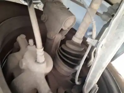 Second-hand car spare part front right knuckle for renault kangoo / grand kangoo ii (kw0/1_) 1.5 dci 90 (kw05, kw08, kw0g, kw11) oem iam references 8200755590