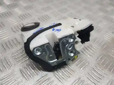 Автозапчасти б/у замок задней левой двери за suzuki swift v (az) 1.0 shvs (a2l310) ссылки oem iam 8235062r18000  2 pins