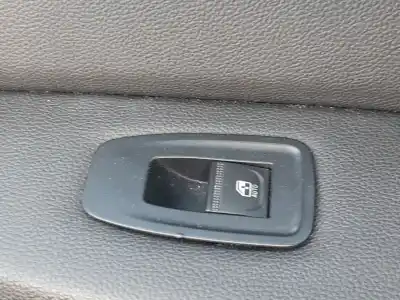 Pezzo di ricambio per auto di seconda mano interruttore alzacristalli anteriore destro per renault clio v (b7_) 1.0 sce 75 (b7m5) riferimenti oem iam 254013877r Pezzo di ricambio per auto di seconda mano interruttore alzacristalli anteriore destro per renault clio v (b7_) 1.0 sce 75 (b7m5) riferimenti oem iam 254013877r