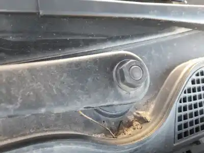 Pezzo di ricambio per auto di seconda mano tiranti e motorino del tergicristallo anteriore per renault clio v (b7_) 1.0 sce 75 (b7m5) riferimenti oem iam 288008294r Pezzo di ricambio per auto di seconda mano tiranti e motorino del tergicristallo anteriore per renault clio v (b7_) 1.0 sce 75 (b7m5) riferimenti oem iam 288008294r