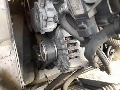 Second-hand car spare part alternator for peugeot 5008 (0u_, 0e_) 1.6 hdi oem iam references 5705as