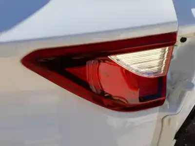 Second-hand car spare part interior rear right light for kia stonic (yb) 1.0 t-gdi eco-dynamics+ oem iam references 92404h8400 Second-hand car spare part interior rear right light for kia stonic (yb) 1.0 t-gdi eco-dynamics+ oem iam references 92404h8400