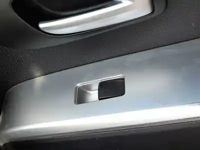 Second-hand car spare part right front power window switch for mazda 5 (cr19) 2.0 cd (cr19) oem iam references cc3366370a Second-hand car spare part right front power window switch for mazda 5 (cr19) 2.0 cd (cr19) oem iam references cc3366370a