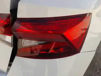 Second-hand car spare part right tailgate light for skoda fabia iv (pj3) 1.0 tsi oem iam references 6ve945208 Second-hand car spare part right tailgate light for skoda fabia iv (pj3) 1.0 tsi oem iam references 6ve945208