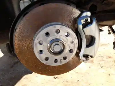 Pezzo di ricambio per auto di seconda mano attacco anteriore destro per skoda octavia iv (nx3, nn3) 1.5 tsi riferimenti oem iam 5q0407256s   Pezzo di ricambio per auto di seconda mano attacco anteriore destro per skoda octavia iv (nx3, nn3) 1.5 tsi riferimenti oem iam 5q0407256s