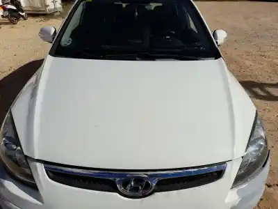 Second-hand car spare part bonnet for hyundai i30 (fd) 1.6 crdi oem iam references 664002l010