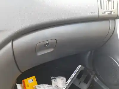 Second-hand car spare part glove compartment for hyundai i30 (fd) 1.6 crdi oem iam references 845102l020