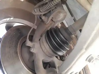 Second-hand car spare part front right knuckle for hyundai i30 (fd) 1.6 crdi oem iam references 