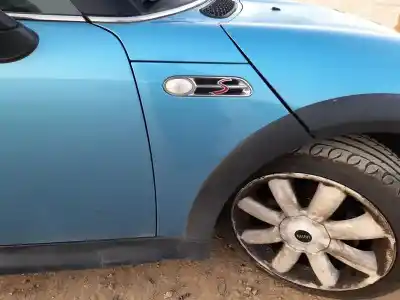 Pezzo di ricambio per auto di seconda mano Parafango Anteriore Destro per MINI MINI (R50, R53) COOPER S Riferimenti OEM IAM 41217037438  
