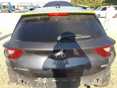 Pezzo di ricambio per auto di seconda mano Portellone per KIA STONIC (YB) 1.0 T-GDI Riferimenti OEM IAM 73700H8400  