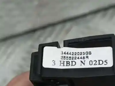 Peça sobressalente para automóvel em segunda mão comando de controlo do rádio por renault captur zen referências oem iam 255522448r  