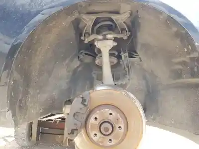 Автозапчастина б/у передня права колесна арка для audi a4 b8 (8k2) 2.0 tdi посилання на oem iam 8k0821172q