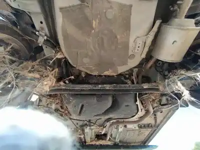 Peça sobressalente para automóvel em segunda mão charrió / suporte de eixo de trás por toyota yaris active referências oem iam 421100d520