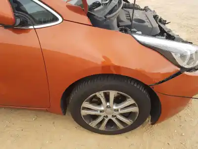 Peça sobressalente para automóvel em segunda mão guarda-lamas dianteiro direito por kia cee'd (jd) 1.6 crdi 110 referências oem iam 66321a2000