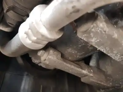 Peça sobressalente para automóvel em segunda mão compressor de ar condicionado a/a a/c por kia cee'd (jd) 1.6 crdi 110 referências oem iam 97701a6700