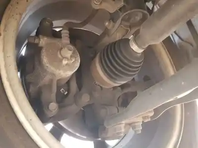 Peça sobressalente para automóvel em segunda mão manga de eixo dianteira direita por kia cee'd (jd) 1.6 crdi 110 referências oem iam 51716a6000