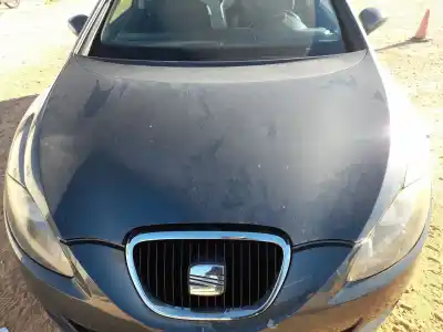 Peça sobressalente para automóvel em segunda mão Capot por SEAT LEON (1P1) 1.9 TDI Referências OEM IAM 1P0823031A  