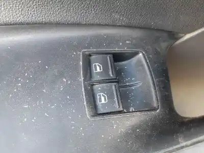 Автозапчастина б/у ПЕРЕДНІ ВІКНИЙ ВМИКАЧ для SEAT IBIZA IV (6J5, 6P1)  Посилання на OEM IAM 1K3959857C  