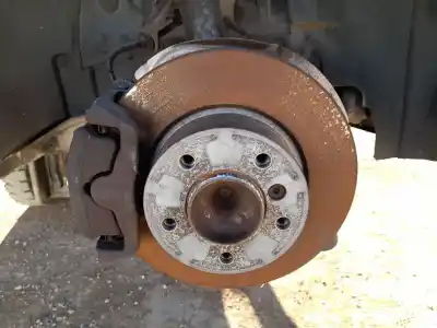 Second-hand car spare part front right knuckle for bmw 1 (e81) 118 d oem iam references 31216793924  