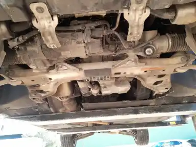 Peça sobressalente para automóvel em segunda mão charrió / suporte de eixo dianteiro por bmw 1 (e81) 118 d referências oem iam 31116785639