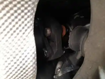 Second-hand car spare part Center Transmission for BMW 1 (E81) 118 D OEM IAM references 26117526136  