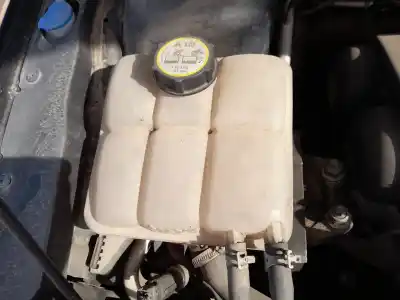 Pièce détachée automobile d'occasion vase d'expansion de liquide de refroidissement pour ford focus ii (da_, hcp, dp) 1.6 ti références oem iam 