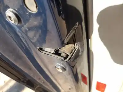 Second-hand car spare part left front door lock for audi a3 (8p1) 2.0 tdi 16v oem iam references 4e1837015