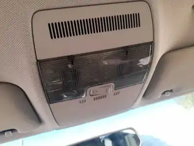 Second-hand car spare part interior light for audi a3 (8p1) 2.0 tdi 16v oem iam references 8p0947135d