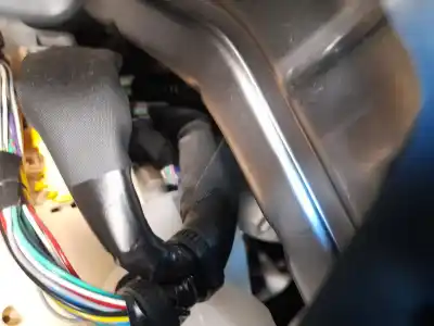 Peça sobressalente para automóvel em segunda mão coluna de direcção por toyota auris (_e18_) 1.4 d-4d (nde180_) referências oem iam 4520a02110