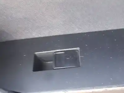 Peça sobressalente para automóvel em segunda mão botão / interruptor elevador vidro dianteiro direito por toyota auris (_e18_) 1.4 d-4d (nde180_) referências oem iam 848100d030
