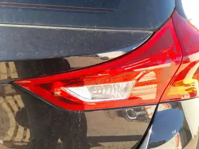 Peça sobressalente para automóvel em segunda mão farolim interior traseiro direito por toyota auris (_e18_) 1.4 d-4d (nde180_) referências oem iam 8158102460