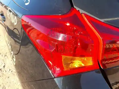 Peça sobressalente para automóvel em segunda mão farolim traseiro esquerdo por toyota auris (_e18_) 1.4 d-4d (nde180_) referências oem iam 8156102740