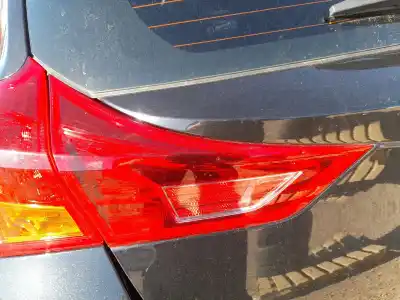 Peça sobressalente para automóvel em segunda mão farolim interior traseiro esquerdo por toyota auris (_e18_) 1.4 d-4d (nde180_) referências oem iam 8159102450